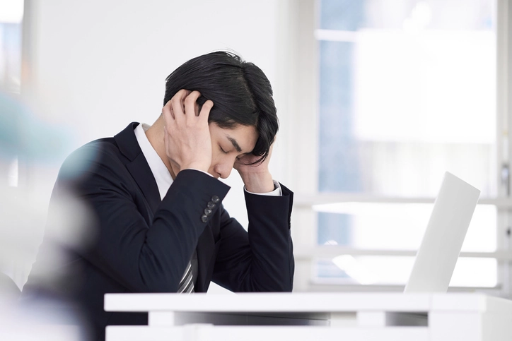 よくある経費精算の不正事例|発生の原因や防止するための対策