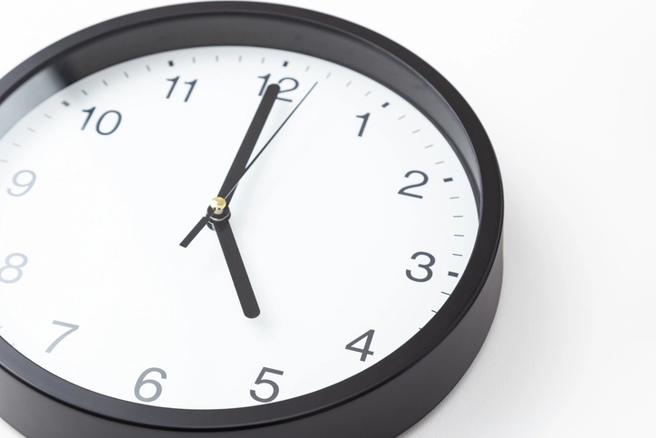 経費精算に時間がかかるのはなぜ?問題点やかかる時間を短縮する方法