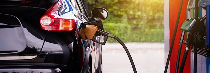 出張をする際に車を使っているのですがガソリン代はどのように交通費精算すればいいのでしょうか？