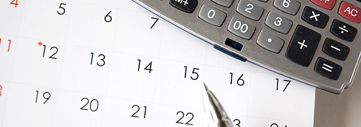 社員から1年近く前の領収書を提出されましたが、経費精算しても問題ありませんでしょうか?